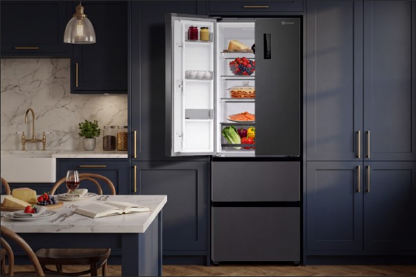 Flush Dark Inox doors and freezer drawers on the DeSantii French door fridge freezer